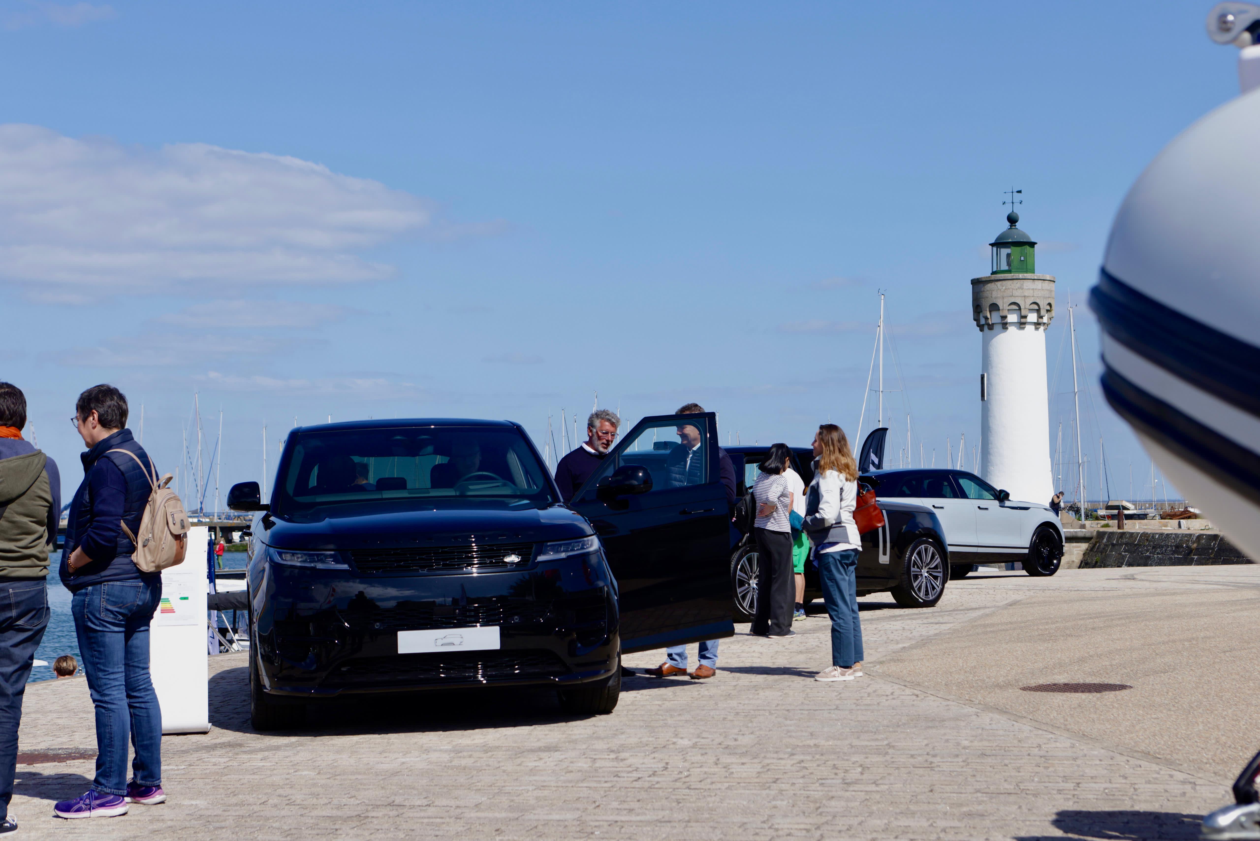 Title Range Rover et Le NautiQ 2024 : Une Collaboration Nautique à Quiberon