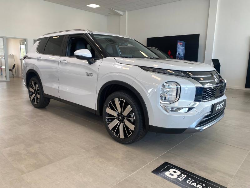 MITSUBISHI 2.4 PHEV 306ch Intense 4WD