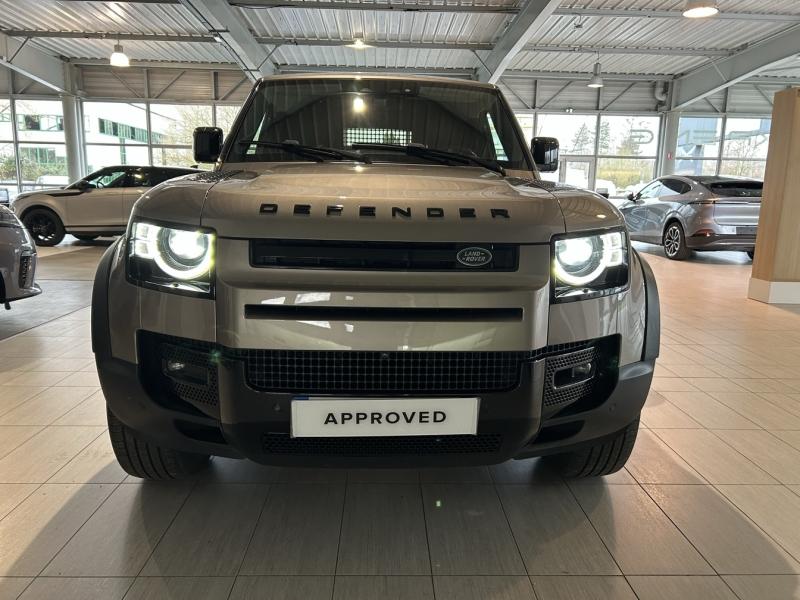 LAND-ROVER 110 3.0 D300 Hard Top SE